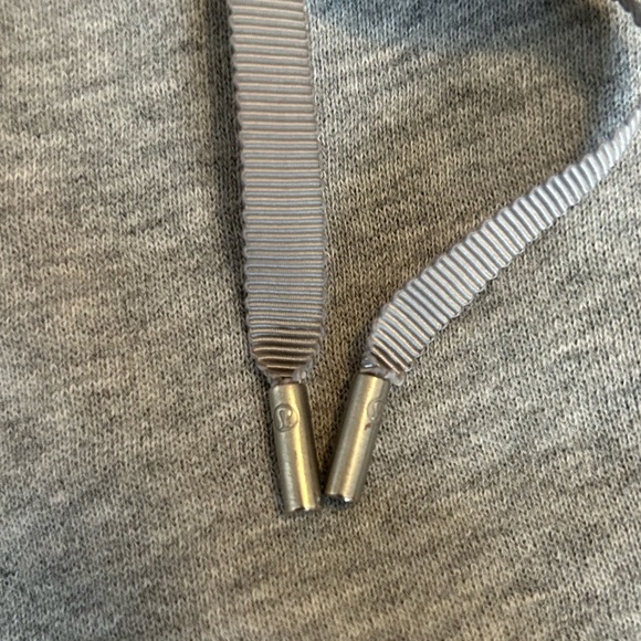 Lululemon Scuba Joggers - Picture 4 of 4